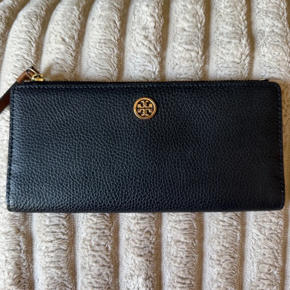 Tory Burch Black Pebbled Leather Slim Bi-Fold Wallet Gold Logo Medallion Striped